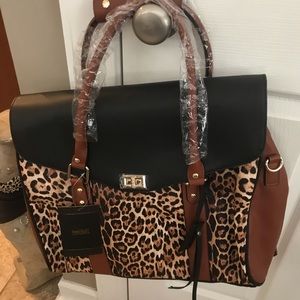 Badgley Mischka Leopard Travel Tote ( BRAND NEW )